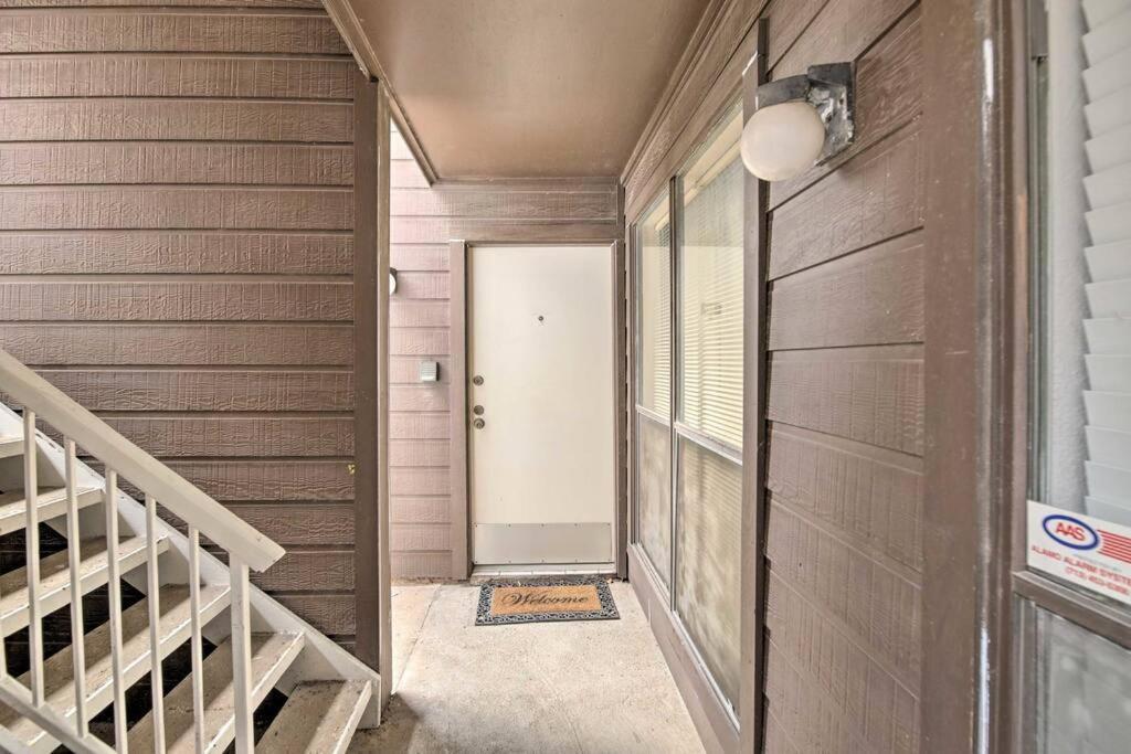 Nrg Apartment Houston Exterior photo